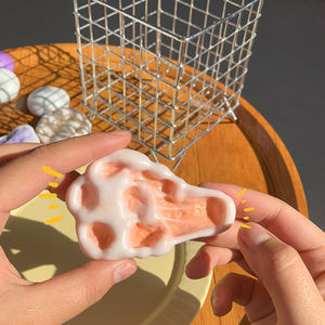 ลูกบอลบีบมือ TPR ช่วยลดความวิตกกังวล ความกระสับกระส่าย และเป็นของเล่นบรรเทาความเครียดแบบนุ่มนวลสำหรับเด็กชายและเด็กหญิง - Product Image 1