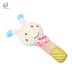 Juguetes Colgantes para Cuna de Bebé Chengji, Tema de Animales de Dibujos Animados, Conejo con Campana, Sonajeros de Colores para Bebés, Juguetes de Peluche para Bebés - Product Image 3