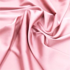 مصنع صيني مورد حجاب حريري سادة لون شال مربع للنساء المسلمات - Product Image 4