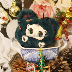 100% Original <span class=keywords><strong>fraise</strong></span> Musta magasin officiel lapin fête de noël série Animal poupée vinyle pendentif coloré cadeau de noël poupée - Product Image 3