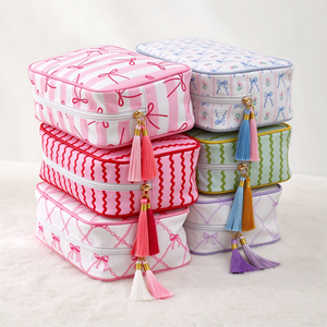 Bolsa de Maquillaje Bow Diamond, 300D Poliéster, con Borlas y Cierre, Organizador de Artículos de Aseo para Viaje, Nueva, Muy Linda, para Mujer, 5 Colores, Venta al Por Mayor, Personalizable OEM - Product Image 1