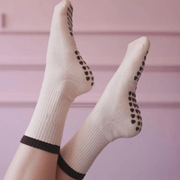 Chaussettes de Pilates antidérapantes personnalisées avec coton écologique, vente en gros OEM, chaussettes de yoga pour femmes et hommes, chaussettes de fitness pour studio
