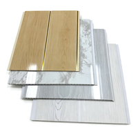 Panneau de plafond en PVC directement de l'usine pour la décoration intérieure, installation facile, panneau de plafond en plastique imperméable