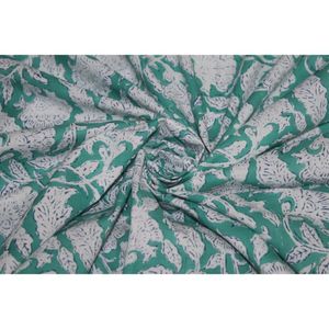 Tela Ligera Hecha a Mano con Estampado Sanganeri para Ropa, Edredones, Bufandas, Vestidos, Cortinas y Materiales de Tapicería - Product Image 6