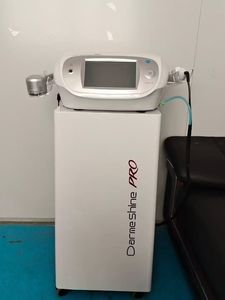 Dermashine PRO Appareil de Mésothérapie Portable à 9 Aiguilles, Aspiration par Vide, Matériau ABS, pour <span class=keywords><strong>Visage</strong></span>, Nez, Lèvres, Étanche, US/UK/IT - Product Image 3