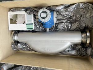 Medidor de Flujo Coriolis Endress + Hauser Original E + H 8F3B50 Proline Promass F300 - Product Image 4