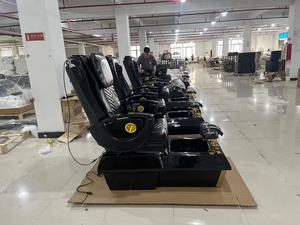 Sillón de Pedicura y Masaje Ajustable de Cuero Negro Moderno, Estilo 2025, Gran Venta, para Barbería, con Garantía de 10 Años - Product Image 3