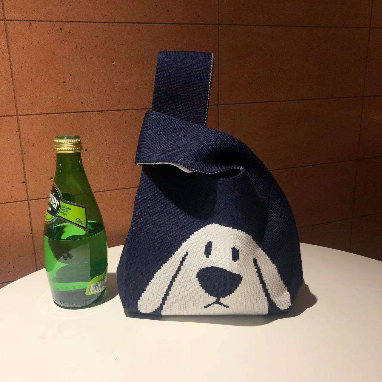 ปั๊กสีน้ำเงินกรมท่า