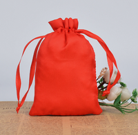Sac en satin noir de luxe personnalisé avec cordon de serrage, sac anti-poussière pour extensions de cheveux avec impression de logo, sac en satin