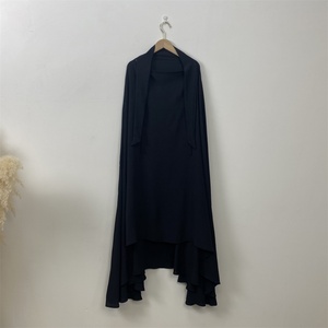 2339 #   Nouveau Khimar Long en Crêpe Bulle, Design Spécial Tendance avec Trou Latéral, avec Petit Cordon, Abaya Ramadan, Hijab Khimar - Product Image 3