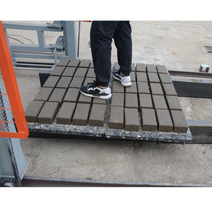 Shiyue mới thủy lực rỗng khối gạch làm máy <span class=keywords><strong>QT7</strong></span>-15 vỉa hè gạch dây chuyền sản xuất thiết bị với khuôn để tấm làm - Product Image 1