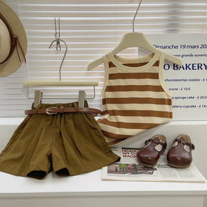 Ensemble de vêtements pour filles, haut rayé fin et short ceinturé, deux pièces, pour un usage quotidien en plein air et décontracté - Product Image 6