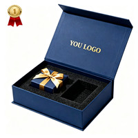 Boîte cadeau rigide de style livre bleu marine personnalisée avec insert en mousse et logo en feuille d'or pour les marques, boîtes personnalisées en gros