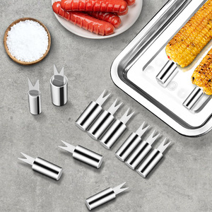Tenedor para maíz de acero inoxidable con mango pequeño, herramienta para barbacoa, tenedor creativo para frutas, tenedor para carne asada, aguja portátil para maíz. - Product Image 1