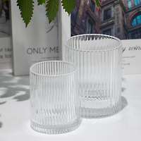 Tasse transparente personnalisée pour bar de fête à usage domestique vente en gros d'usine de tasse en verre résistant à la chaleur whisky classique en forme de rayure
