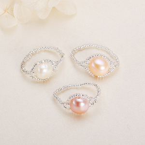 Bague d'index élégante en perles blanches incrustées, design de niche, tissée, pour femme, vente en gros de Zhuji - Product Image 2