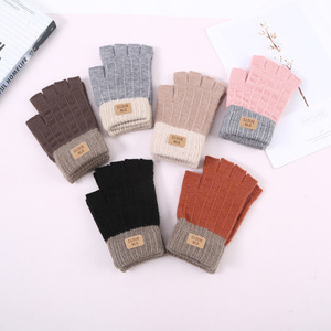 Gants en laine d'alpaga mi-doigts pour femmes, chauds, compatibles avec les écrans tactiles, pour le cyclisme, le shopping, l'hiver - Product Image 1