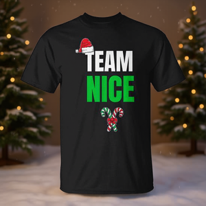 Camiseta Navideña de Navidad con la Frase 'Naughty or Nice' para Promociones de Equipo - Product Image 2