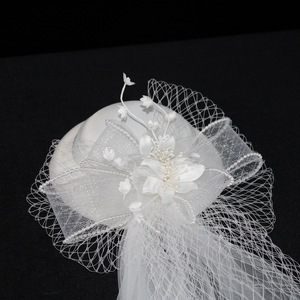 Großhandel Neuankömmling Satin Blumen Baskenmütze Mesh Schleier Pillbox Hut für Frauen Modische <span class=keywords><strong>Kentucky</strong></span> <span class=keywords><strong>Derby</strong></span> Bride Church Partys - Product Image 3