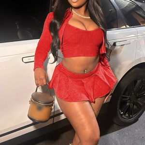 D10076 Nuovo Design Primavera Estate 2026, Set da Donna 3 Pezzi: Minigonna Plissettata Sexy, Top Corto e Camicia a Maniche Lunghe - Product Image 2