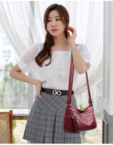 Vente en gros Fourre-Tout décontracté de luxe pour femmes Sac à main à bandoulière Doux Durable Imperméable Grande Capacité en cuir PU - Product Image 2