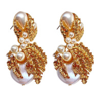 Boucles d'oreilles de luxe en alliage de zinc avec perles baroques et feuilles, ornées de cristaux, pour mariages et événements de gala