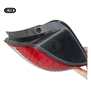 Feux arrière et feux stop TUZHIHAO <span class=keywords><strong>Kawei</strong></span> W1 - Occasion, bon état, sans rayures - Product Image 4