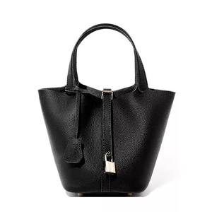 Bolsos de cuero genuino al por mayor para mujer, bolsos casuales tipo cubo, bolsos de mano de nuevo estilo, bolsos de moda tipo cesta para mujer - Product Image 2