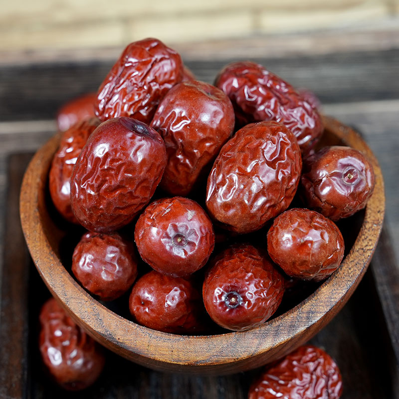 Revitalize Traditional Chinese Medicine with 1000 Grams of AD Dried Raw Red Dates Organic Dates