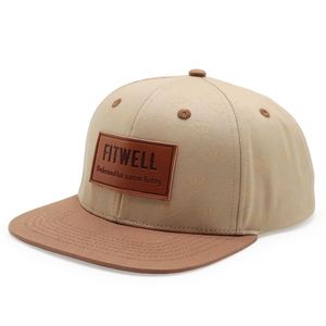 Casquettes Snapback de haute qualité avec logo personnalisé en cuir et visière plate - Product Image 1