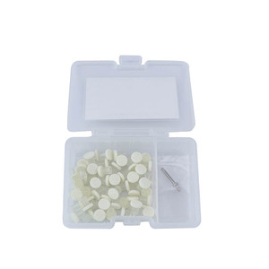 Ensemble de disques de polissage dentaire, 50 pièces avec poignée, pour la restauration composite, blanchiment des dents à haute brillance - Product Image 1