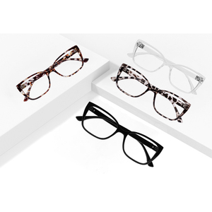 Lunettes <span class=keywords><strong>de</strong></span> vue classiques œil <span class=keywords><strong>de</strong></span> chat noires avec accents dorés <span class=keywords><strong>de</strong></span> luxe pour femmes - Product Image 3