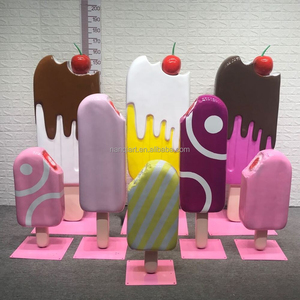 Scultura Artistica Unica in Resina Dipinta a Mano, Design Realistico di Gelato Sciolto, Grande Decorazione per Parchi all'Aperto - Product Image 4