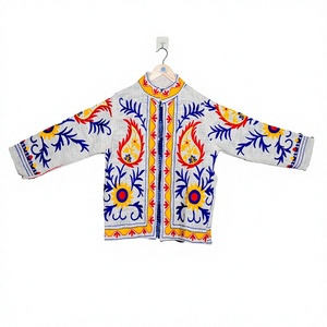 Blouson Bomber en Coton Suzani Brodé à la Main pour Femme, Motif Floral Bohème, Automne Hiver, Écologique, Respirant, Idéal pour les Festivals - Product Image 1