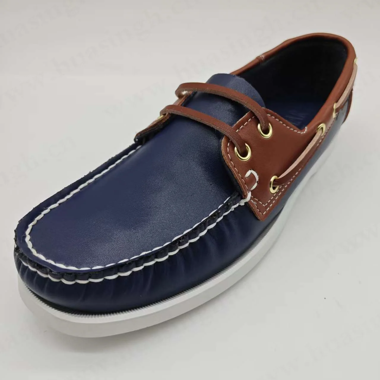 Bleu et marron