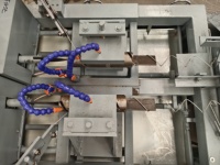 Machine entièrement automatique à double fil et double matrice pour la fabrication de grillage à mailles losangées, équipement de tissage de grillage diamanté haute vitesse pour clôtures