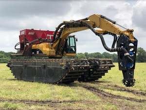 Excavadora Anfibia MONDE para Pantanos con Bomba de Motor de Alta Potencia y Rodamientos - 1 Año de Garantía, Bomba de Motor de Alta Potencia - Product Image 2