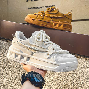 Zapatos de Skate de Estilo Nuevo con Logotipo Personalizado al por Mayor de Fábrica para Hombre, Zapatos para Caminar con Suela Gruesa y Aumento de Altura, Modernos y Casuales - Product Image 6