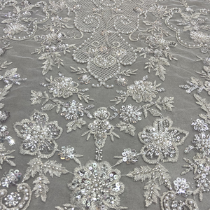 Magnifique et élégante robe de mariée perlée en dentelle paillettes de cristal brodées performance robe tissu - Product Image 3