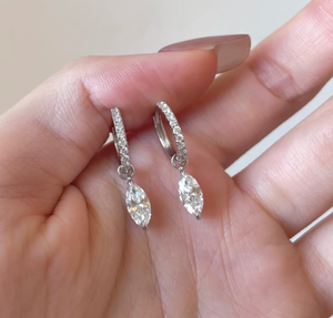 Boucles d'oreilles pendantes Huggie Hoop personnalisées en diamant de laboratoire taille marquise pour femme, serties pavé, ton argent, 10K 14K, certificat IGI, classiques - Product Image 2