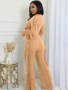 Completo da donna in maglia con frange, maglione a maniche lunghe e pantaloni a zampa abbinati - Product Image 4