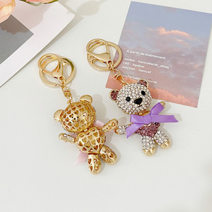 Llavero de Lujo de Aleación de Zinc con Diseño de Perro Poodle y Cristales de Diamantes de Imitación para Bolso - Product Image 3