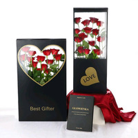 Idée Roses éternelles en forme de fleurs romantiques, ensemble cadeau de saint-valentin, avec boîte, nouvelle collection