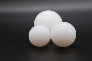 Bola elástica de goma natural de silicona sólida suave en blanco y negro Pantalla vibratoria de alta frecuencia - Product Image 3