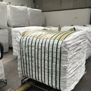Sac Jumbo FIBC en PP blanc de 1500L, fond plat, pour le stockage du bois de chauffage, capacité de chargement de 1000 kg, rabat supérieur 5:1, tissé, respirant, ventilé, croisé - Product Image 6