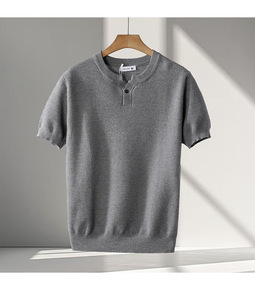 T-<span class=keywords><strong>shirt</strong></span> d'été respirant à manches courtes et col en V coupe ajustée de haute qualité à col Henry à un bouton pour hommes - Product Image 4