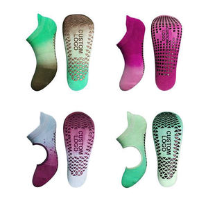 थोक जिमनास्टिक ट्रेनर कस्टम डांस पिलेट्स नॉन स्लिप स्पोर्ट योगा सॉक्स ग्रिप के साथ - Product Image 3