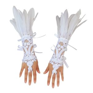 Accessoire de couvre-poignet en dentelle pour Halloween, best-seller pour les soirées dansantes - Gants à doigts en plumes noires - Product Image 6