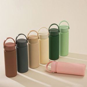 Garrafa de Água de Design Minimalista em Aço Inoxidável de 500ml, Personalizada, Cor Argila, Atacado, Copo Térmico a Vácuo - Product Image 6