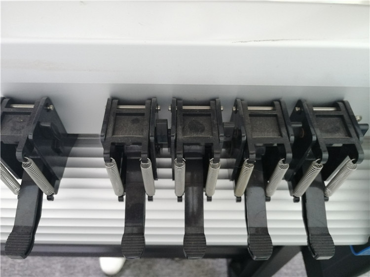 1300 nuevo servo motor plotter de corte de alta velocidad de corte servo drive plotter de corte de máquina para la venta